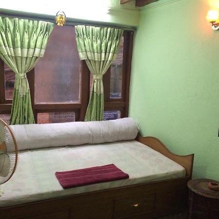 Ajima Guest House Bhatgoan Exterior foto