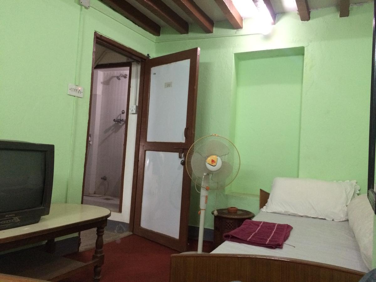 Ajima Guest House Bhatgoan Exterior foto
